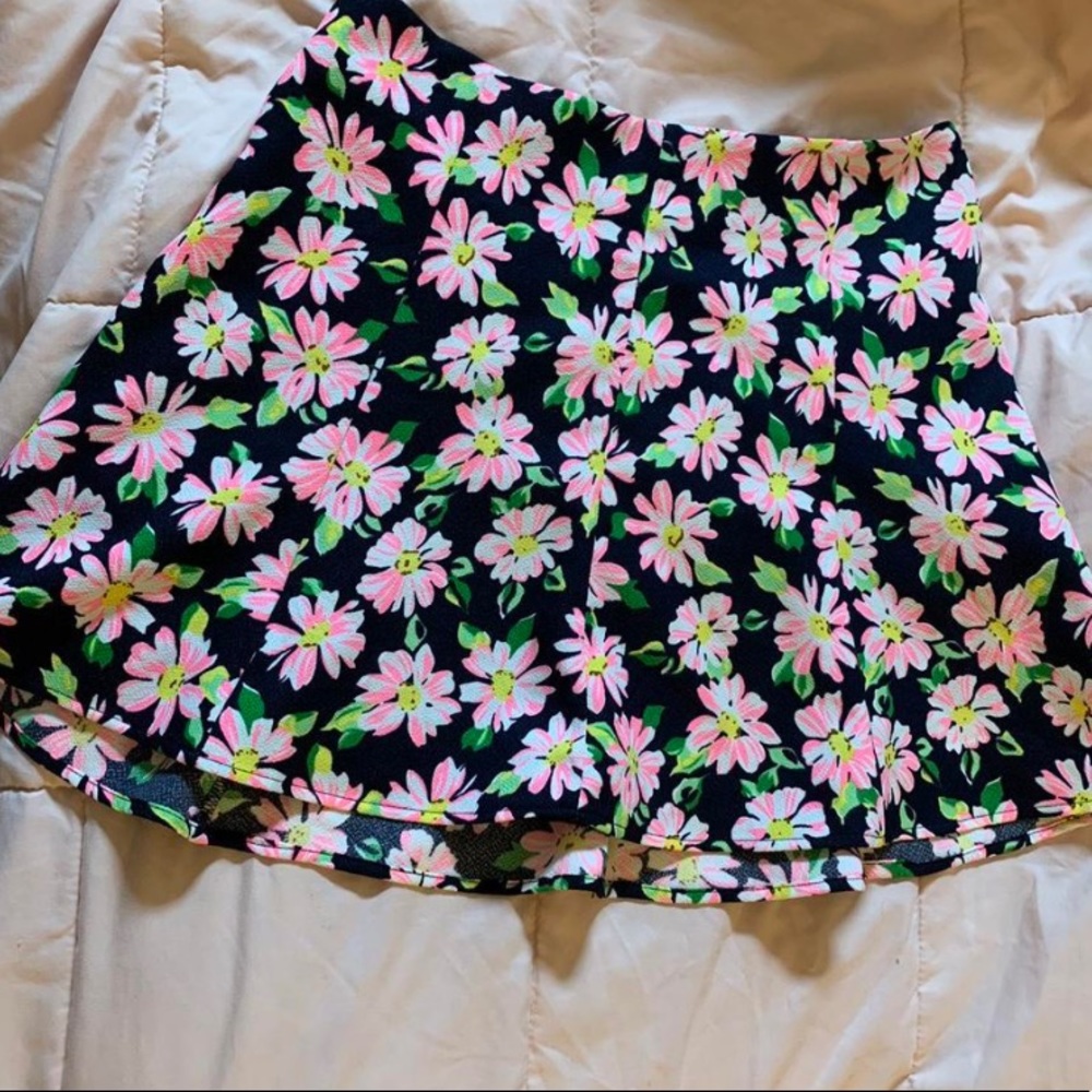 Mini floral skirt